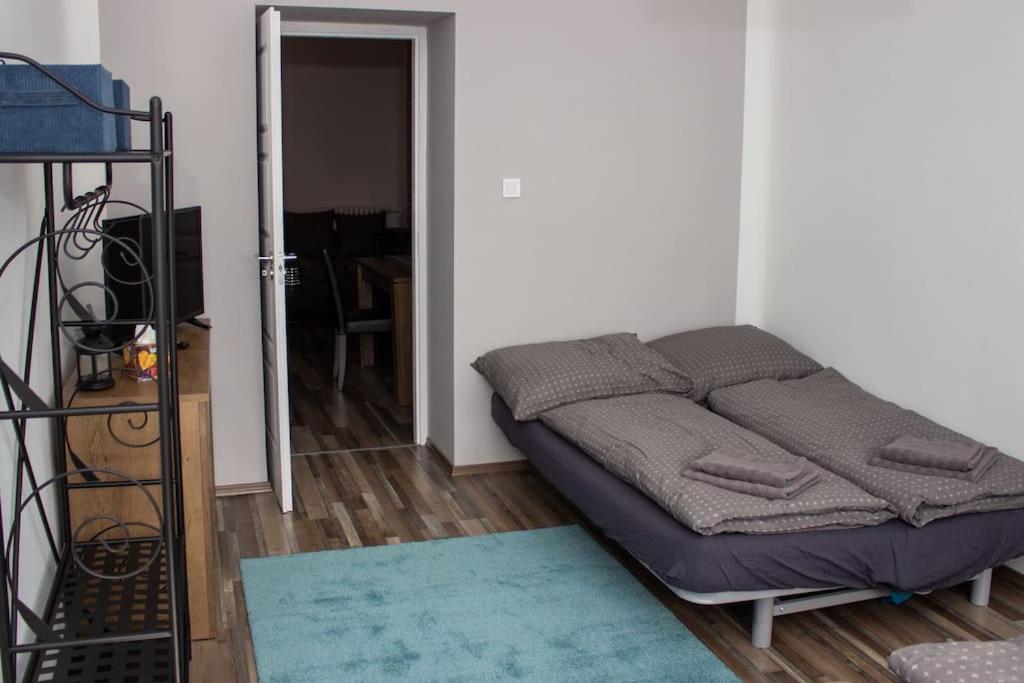 Broadway Apartments B2 เดเบรตเซน ภายนอก รูปภาพ